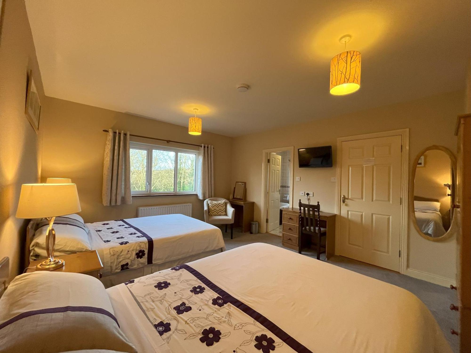 Pk Lodge Bed And Breakfast Skibbereen Ngoại thất bức ảnh